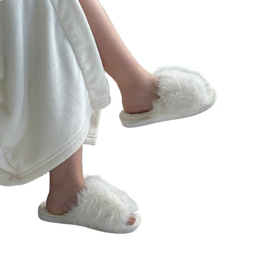 Pantufa Feminina Chinelo Adulto Noiva Slide Pelúcia Branca